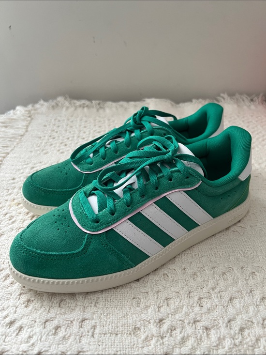 adidas Shoes - Adidas breaknet sleek women’s sneakers size 7